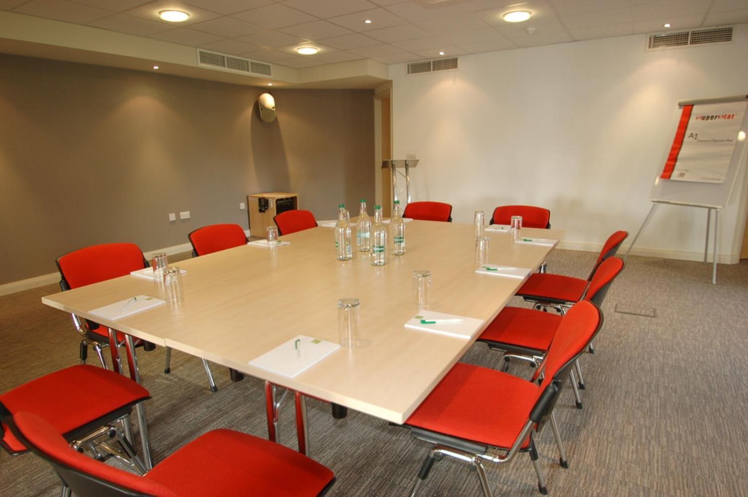Kings Court Hotel Alcester Εξωτερικό φωτογραφία